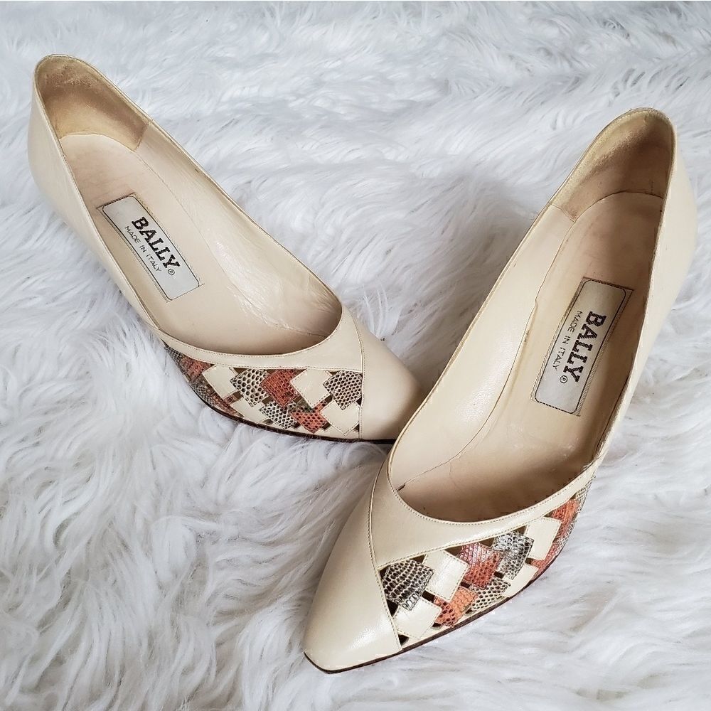 BALLY Designer 3" Vintage Pumps - Picture 2 of 8
